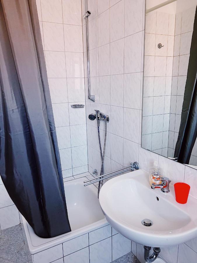 Apartmani Marin Medulin Exteriör bild