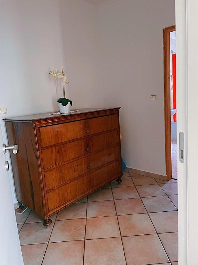 Apartmani Marin Medulin Exteriör bild