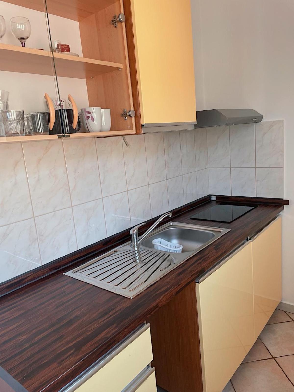 Apartmani Marin Medulin Exteriör bild