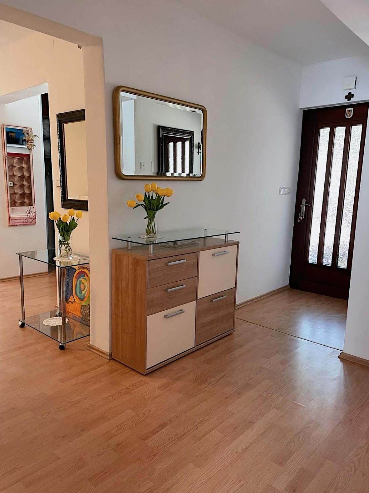 Apartmani Marin Medulin Exteriör bild