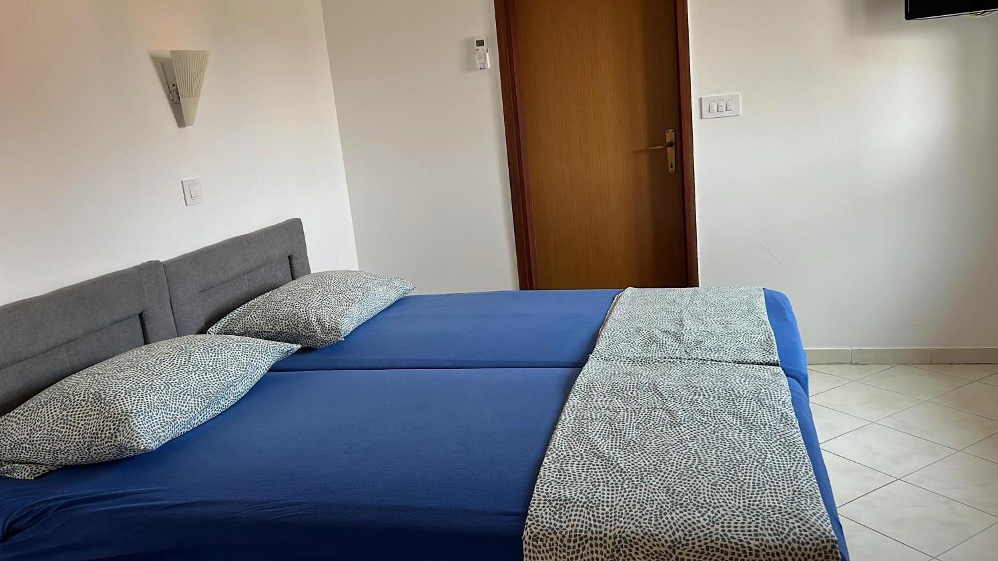 Apartmani Marin Medulin Exteriör bild
